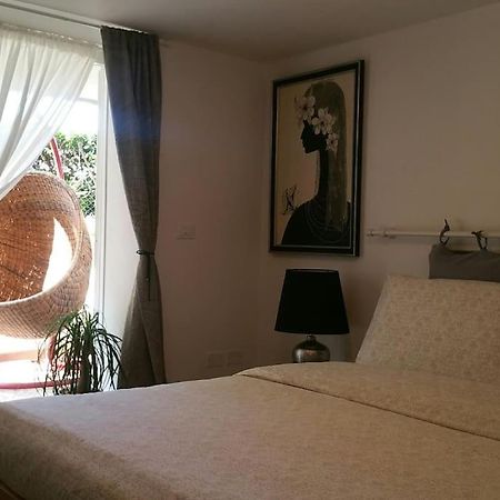 Appartamento Cristina'S Flat Riccione Esterno foto