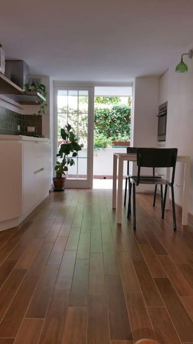 Appartamento Cristina'S Flat Riccione Esterno foto